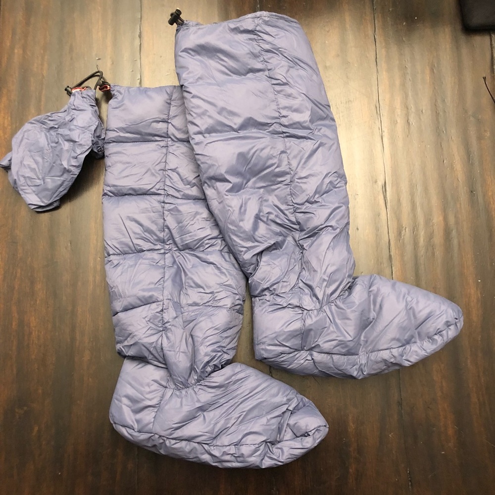 Hunter brand down liners w/ storage bag